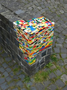 Street Art, Lego