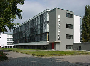 Η σχολή Bauhaus το 1993